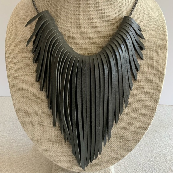 Grey Fringe Necklace - Picture 4 of 6